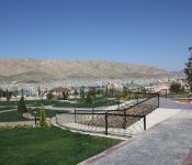 5570592767_c897160b46_b